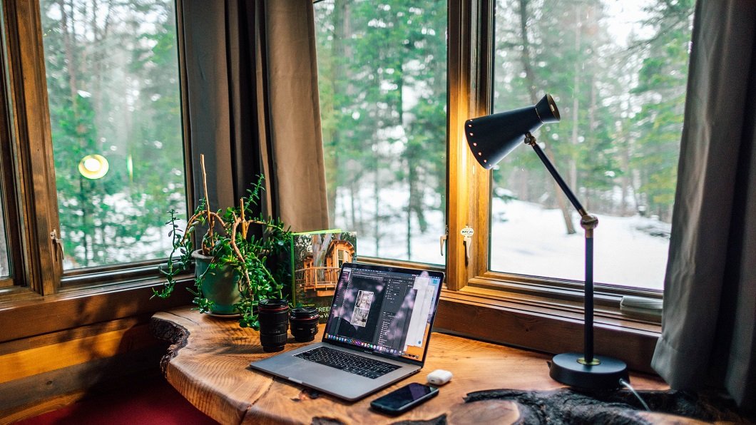 Home Office (Imagem: Roberto Nickson/Unsplash)